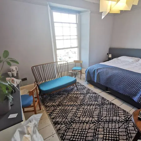 The Townhouse Otel